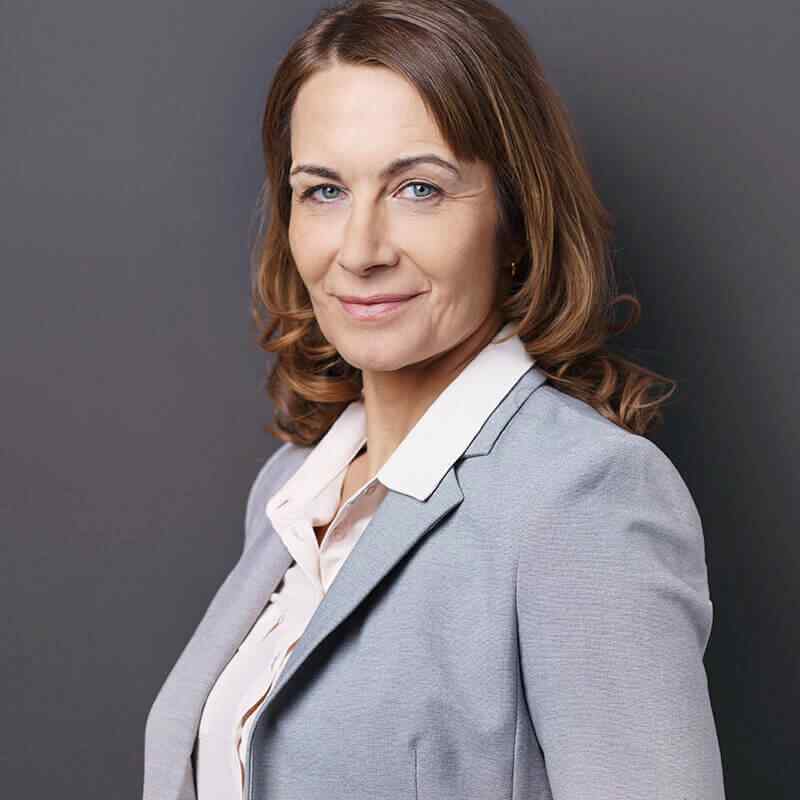 https://attorneygurus.com/wp-content/uploads/2019/10/inner_team_02.jpg
