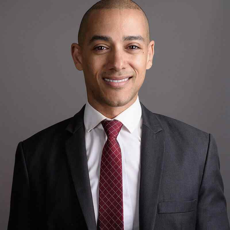 https://attorneygurus.com/wp-content/uploads/2019/10/inner_team_04.jpg